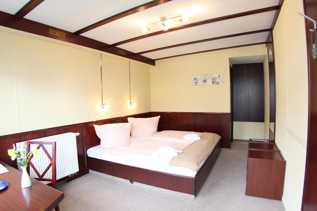 Hotel Dresden Domizil Habitación foto